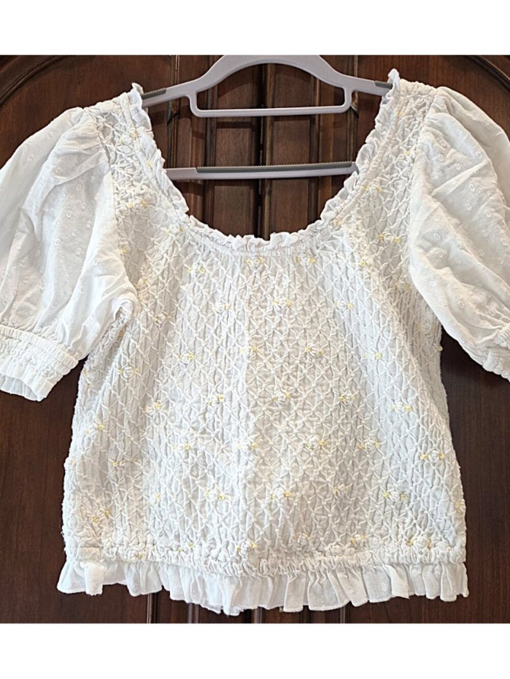 Free People NWT Boho Cecelia Cropped Smocked Embroidered Rosette Top Sz M - Picture 3 of 11